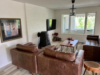 Newly Renovated villa with magnificent views - Coaticook - 6