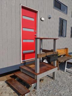 Bottletree Gardens Mini Mansion Red - Lower Beechmont - 6