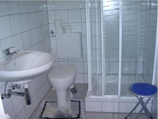 Bungalow by Lake Ossiach with Mountain Views - 1