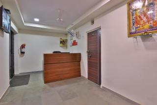 Hotel O New Suryam - Ahmedabad - 9
