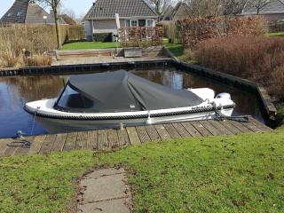 Bungalow in Friesland with Private Spa & Sloop - 8