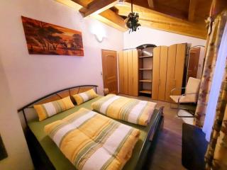 Nice apartment in Piedmont - - 2