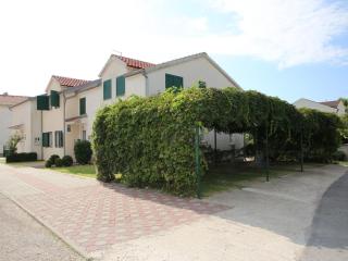Apartments with a parking space Srima - Vodice, Vodice - 22383 - Srima - 0