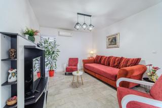 Apartments by the sea Milna, Brac - 22519 - Milna - 4