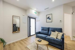 Luxe apartments Madrid Rio by RentitUP - 3