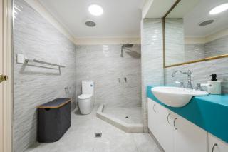 Breakers Unit 5 5 - LJHooker Yamba - Yamba - 1