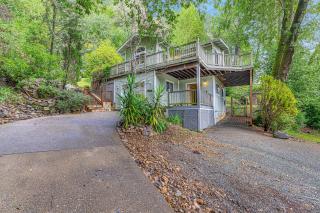 Hacienda - Forestville - 6