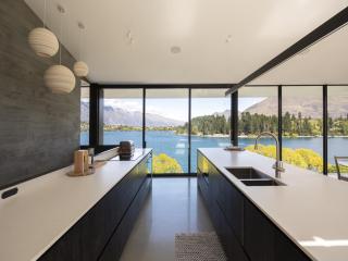 Lakeside on Park Street - Villa by MajorDomo - Queenstown - 3