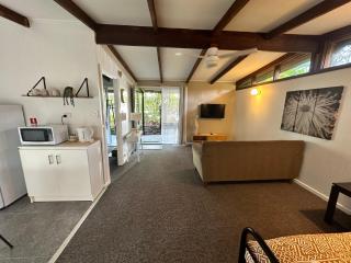 Colonial Village Resort - Hervey Bay - 0
