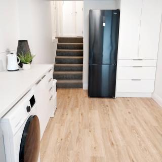 City Fringe Apartment with garage - Wellington - 4