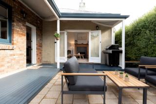 Walter Cottage As Cosy As It Is Convenient - 4