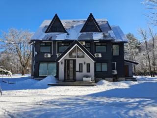 Hakuba Sunrise Apartments - 9