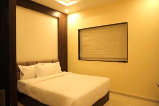 Hotel Veeratn - Kolhapur - 1