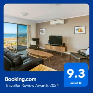 Absolute Waterfront Views and Kayaks - Meningie - 8