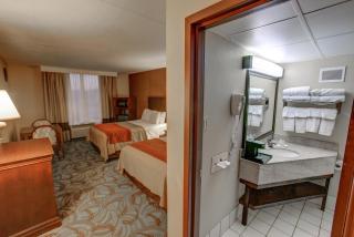 Comfort Inn & Suites - Triadelphia - 8