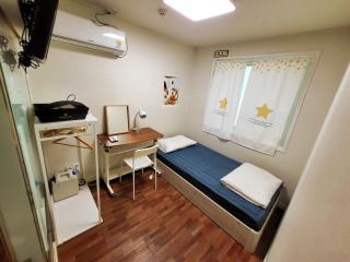 24 Guesthouse Sinchon Avenue - Seoul - 7