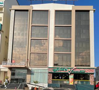 Season Inn Hotel - 5