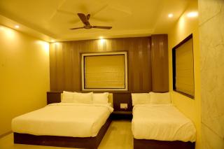 Hotel Veeratn - Kolhapur - 8