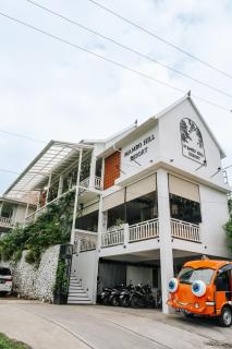 Mambo Hill Resort - 8