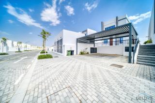 Unbeatable Price, Perfect for Groups with Sea Views by Deluxe Holiday Homes - Fujaira - 7
