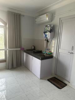 Oxford: Private Studio in Koregaon Park. Lakeview - Pune - 2