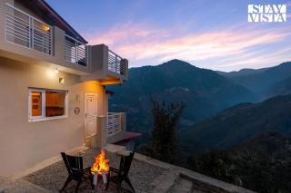StayVista at Bird's Crest Valley Villa - Rāmgarh - 8