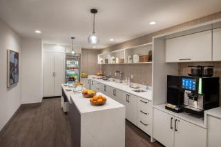 Delta Hotels by Marriott Jacksonville Deerwood - Jacksonville - 6
