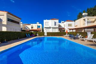MyCyprusStay-KASANDRA Luxury 2 Bedroom Townhouse - 4