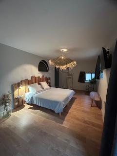 Chambres d'hôtes de la pilatière - Persac - 0