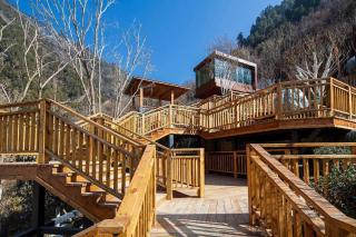 Ramada by Wyndham Guergou - 3