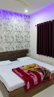 J.M.K. Home Stay - Varanasi - 6