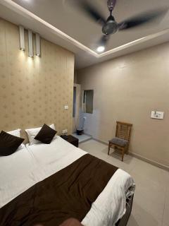HOTEL DEVA INN - 1
