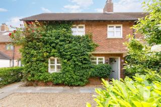 3bd Family Beach Retreat in West Wittering - 8