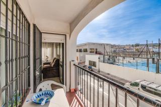 Close to the beach, 5 minutes walk - San Luis de Sabinillas - 0
