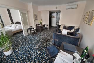 Hotel Esprit - 1