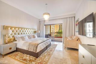 Fairmont North 2BR 2 Balconies Sea View - Dubai - 1