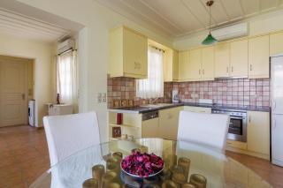 Spetses Breeze beautiful appartment - Panayía Élona - 3