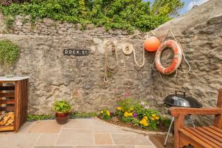 Stable Cottage - Pembroke - 4