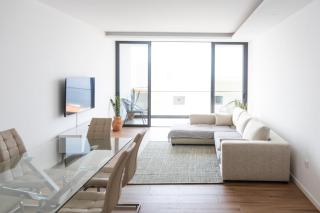 Lux 3-BR: Panoramic Sea View & Rooftop Pool - Praia - 9