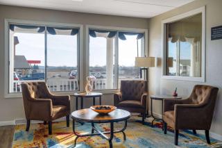 Super 8 by Wyndham Owatonna - Owatonna - 5