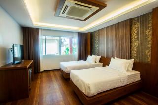 Phi Phi Cliff Beach Resort - 4