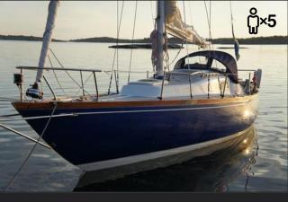 Downtown Sailboat - Vega 1 - 0