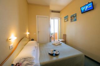 Hotel Crosal - Rimini - 9