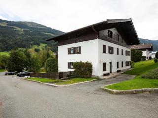 Charming Apartment in Jochberg with Balcony - Jochberg - 2