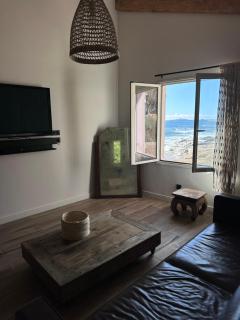 Cabanon sur la plage vue sur les Sanguinaires - Ajaccio - 0