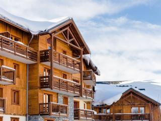 Savoyard Stay w Balcony - 4