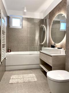 Home Away From Home - Braşov - 3