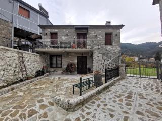 Kostaki's Stonehouse 2 - Agnanta - 0