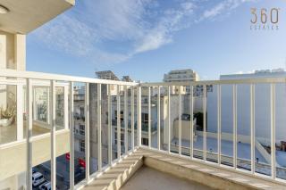Gzira, Central APT - Spacious with Super WIFI & AC by 360 Estates - 2