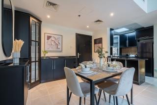 Stunning 1 BR Apartment with Pool View in JVC Dubai - 8